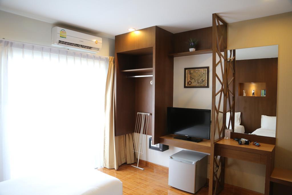 Tree Hug Home Patong Esterno foto