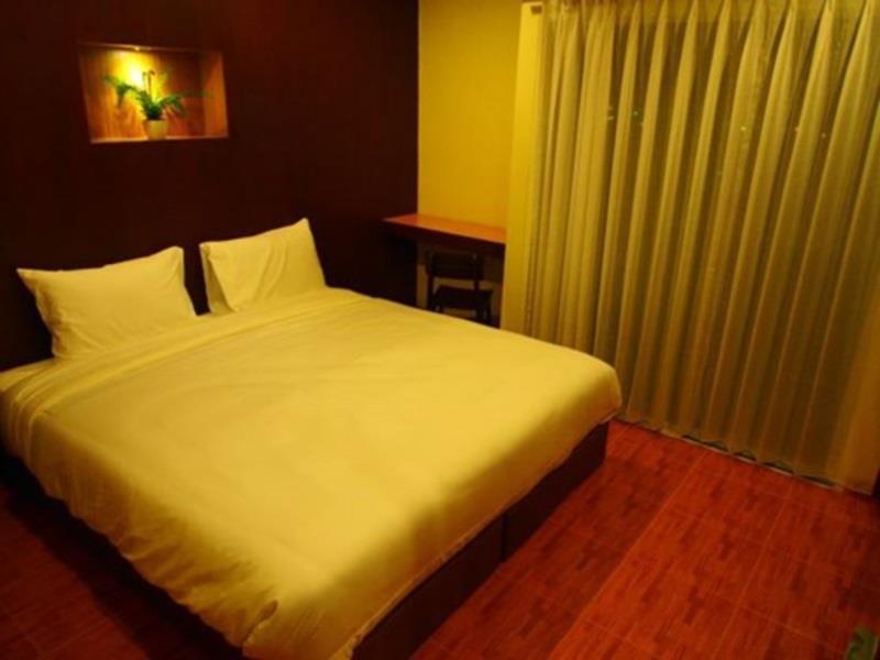 Tree Hug Home Patong Esterno foto