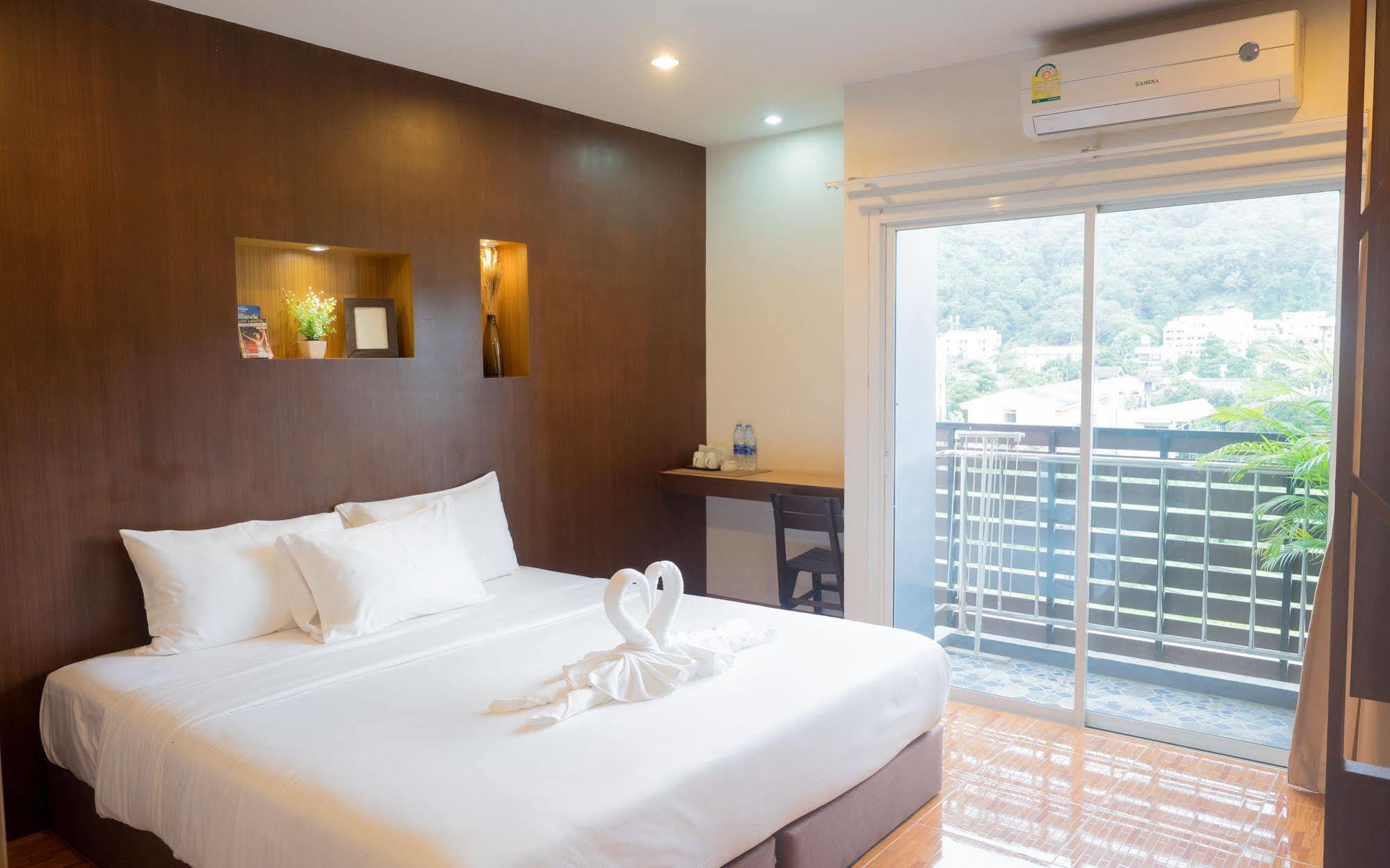 Tree Hug Home Patong Esterno foto